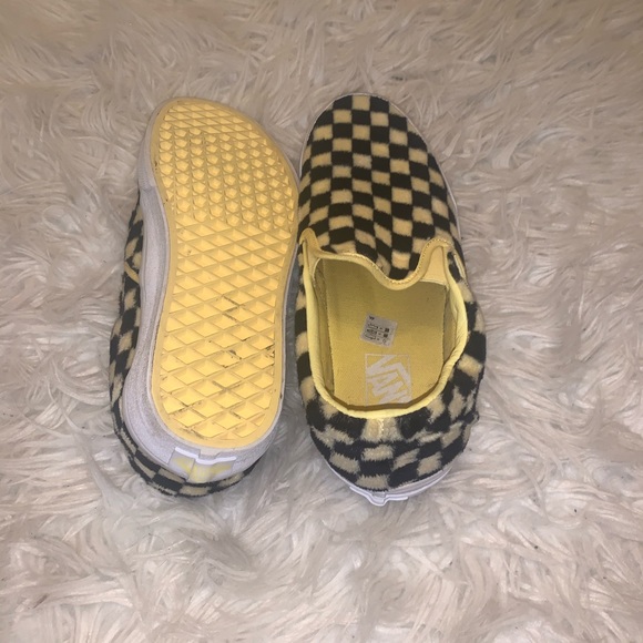 Vans slip on black and yellow checkered print new - Picture 4 of 4